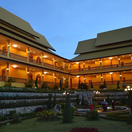 The M Bokeo Hotel Huay Xai Exterior photo