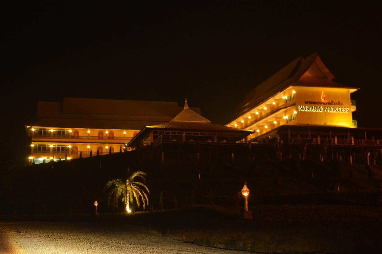The M Bokeo Hotel Huay Xai Exterior photo