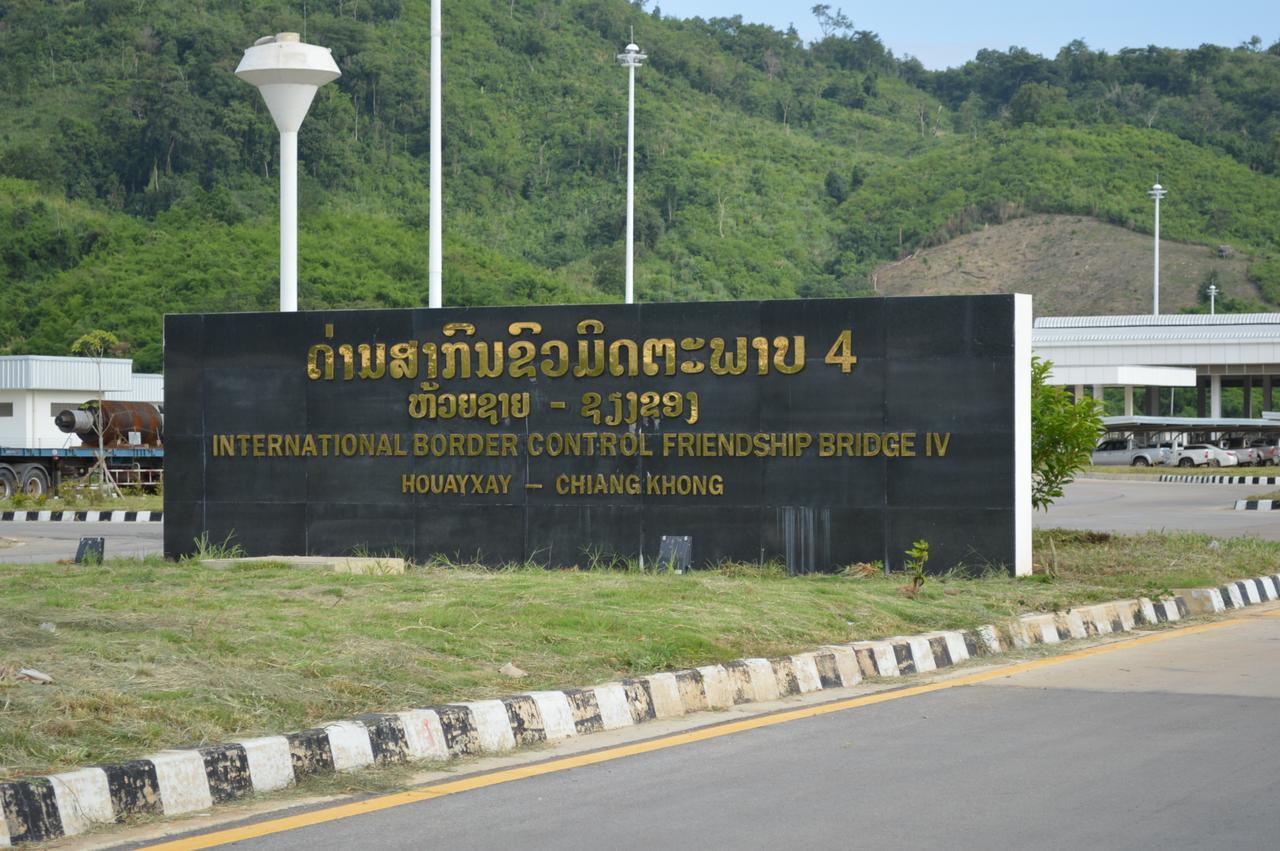 The M Bokeo Hotel Huay Xai Exterior photo
