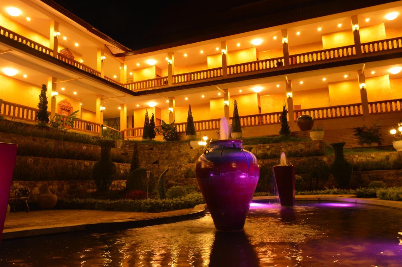 The M Bokeo Hotel Huay Xai Exterior photo